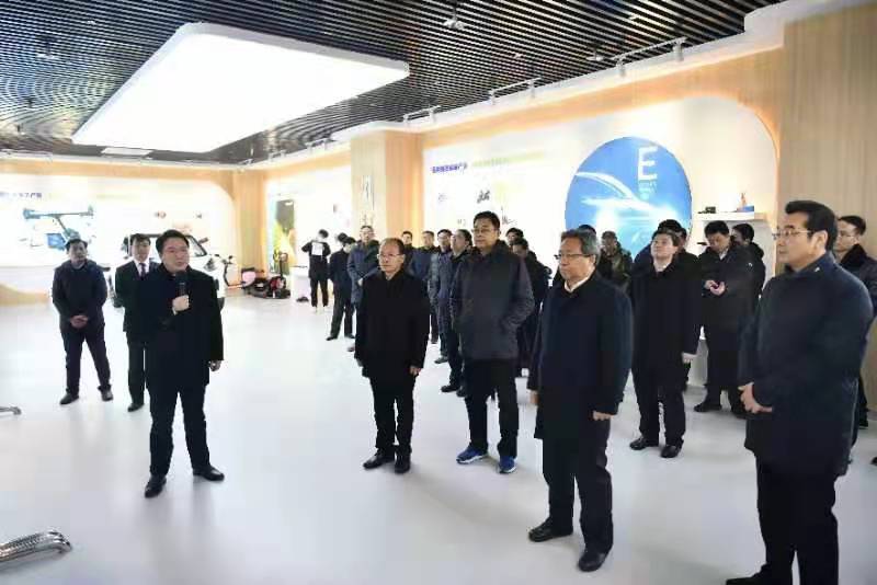 省政協(xié)副主席、宿遷市委書記王昊蒞臨宏鑫達(dá)調(diào)研